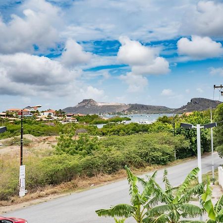 Хостел Bed & Bike Curacao - Jan Thiel Виллемстад Экстерьер фото